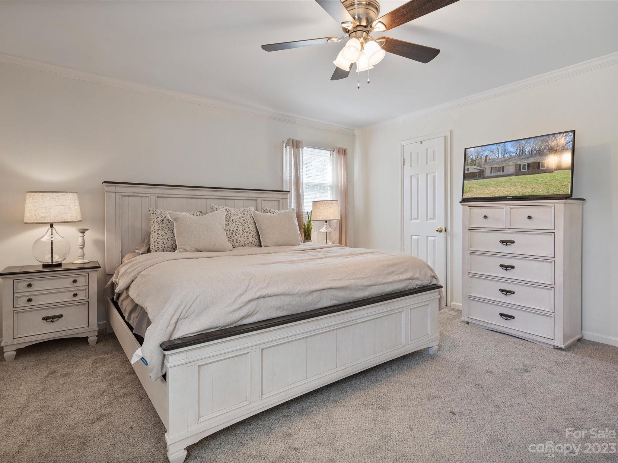 Ole Lamp Place - Residential