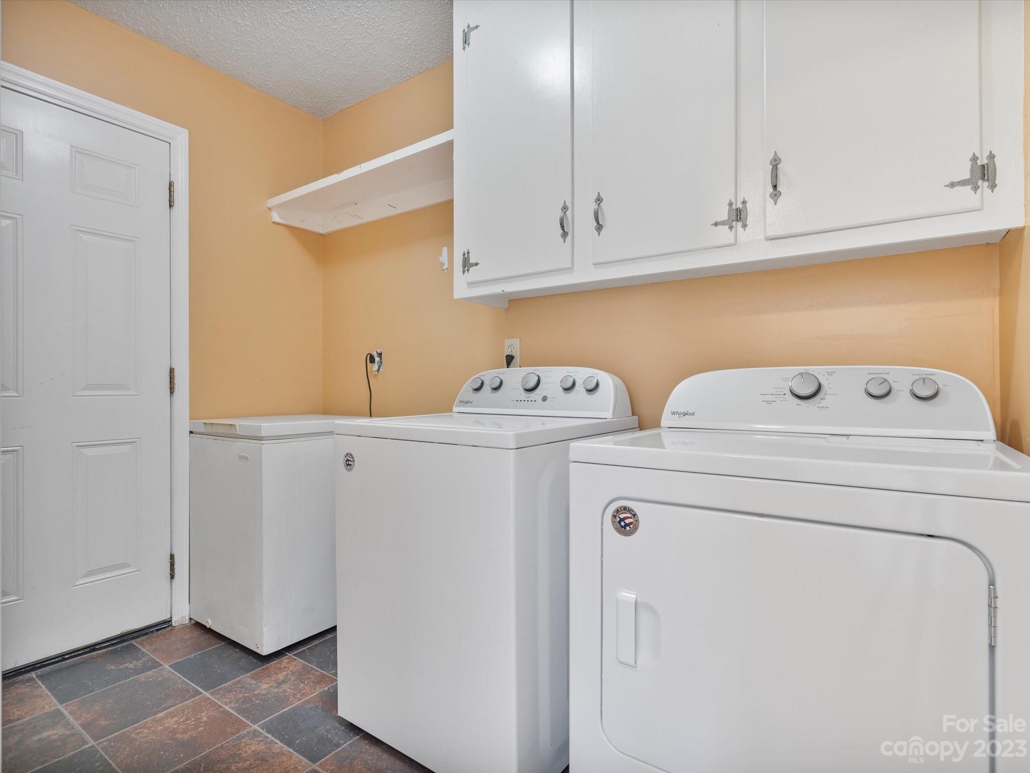 Ole Lamp Place - Residential