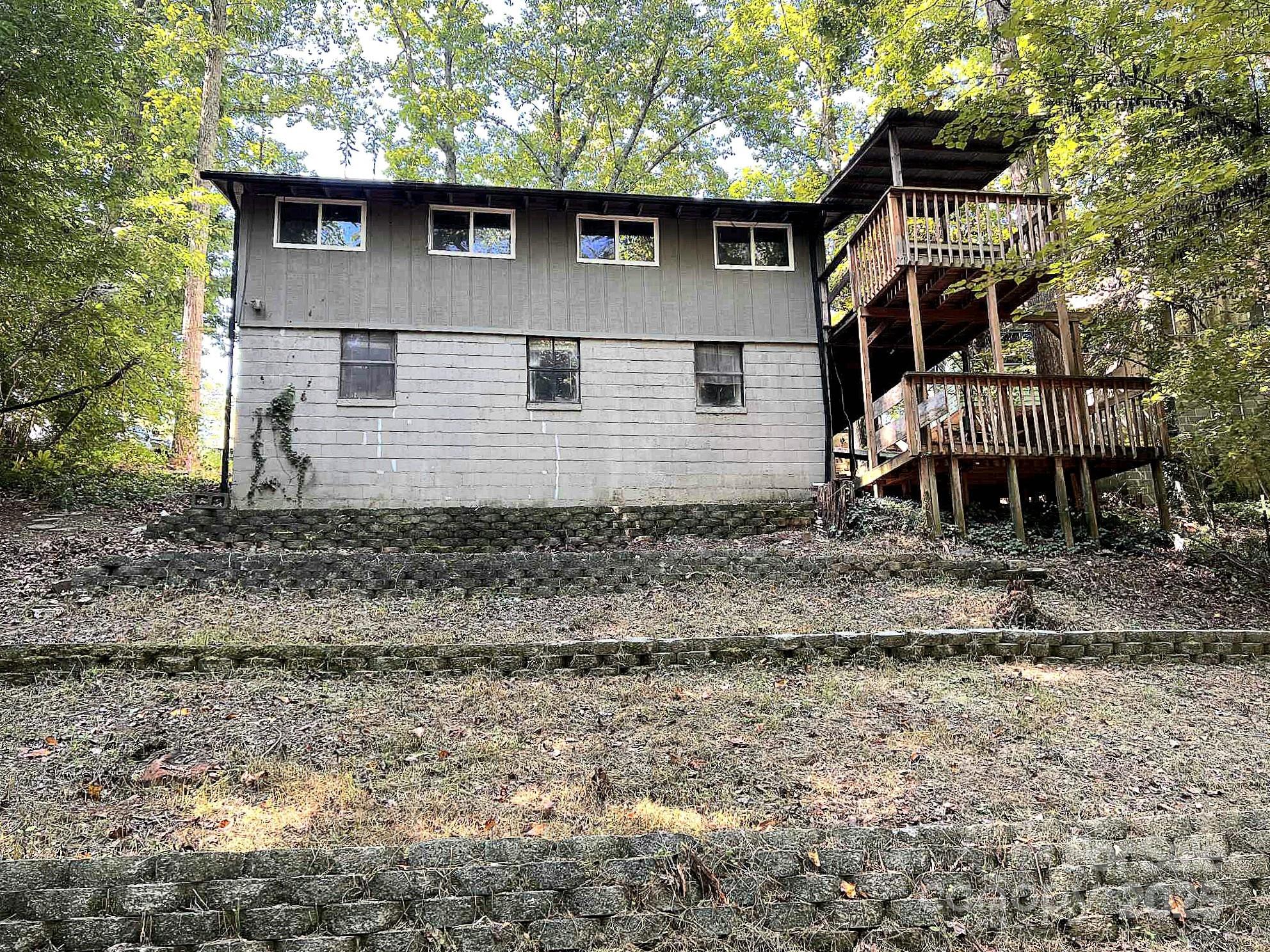 Lake Montonia - Residential