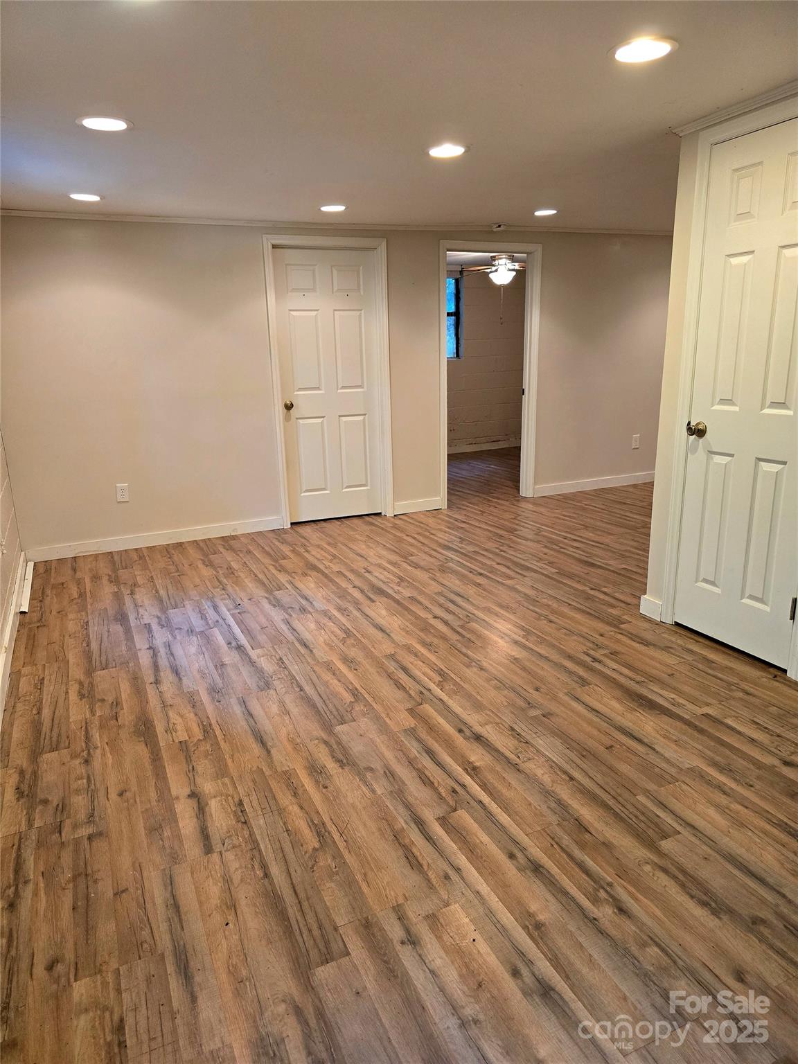 Lake Montonia - Residential