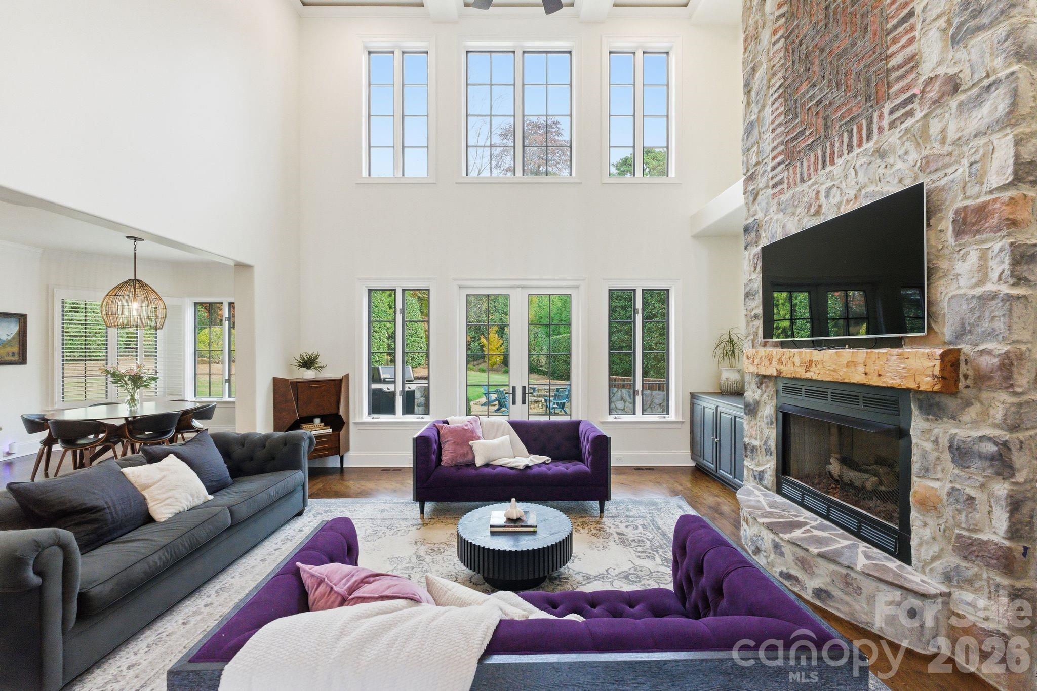 The Peninsula - Residential