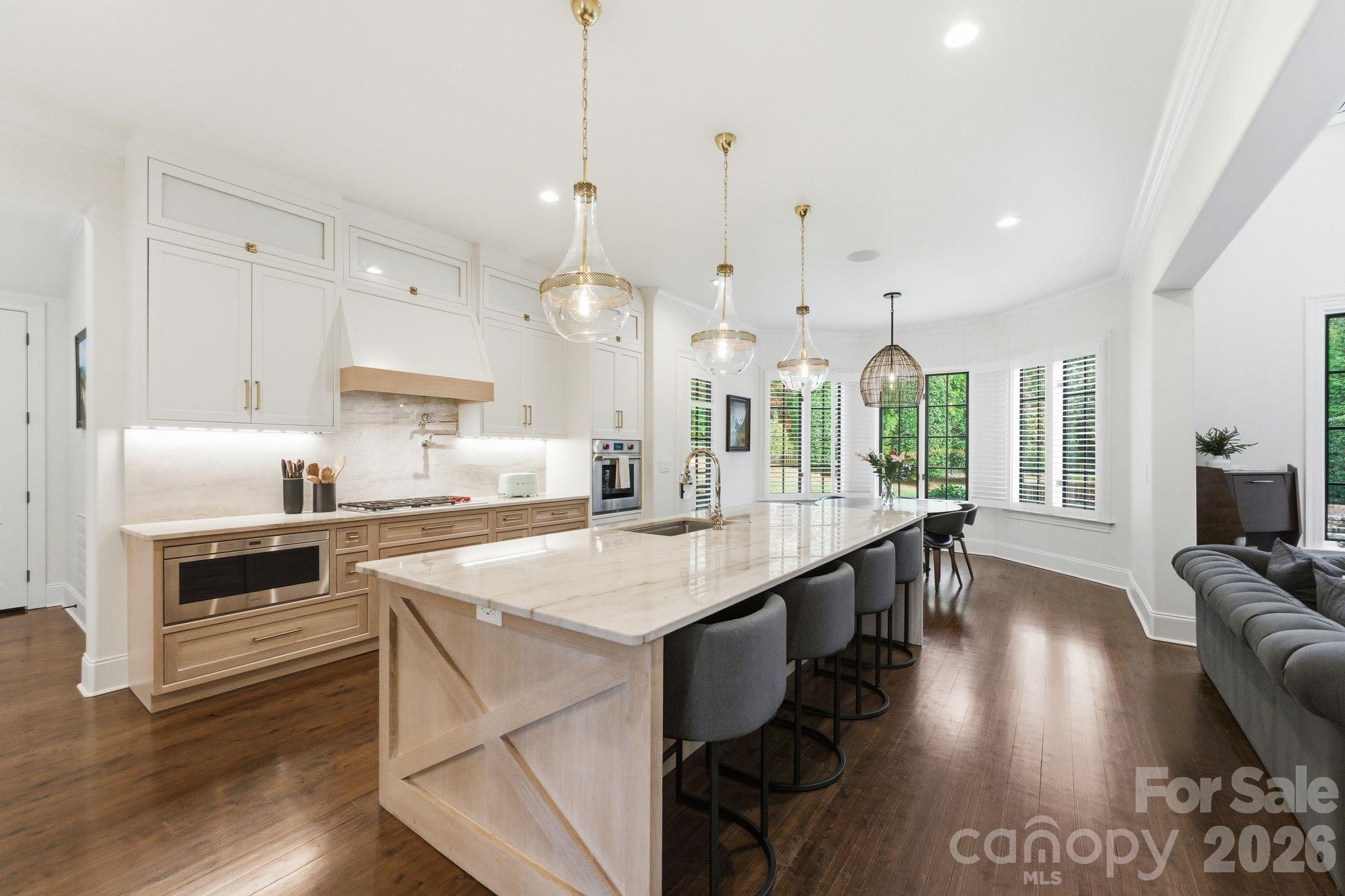 The Peninsula - Residential