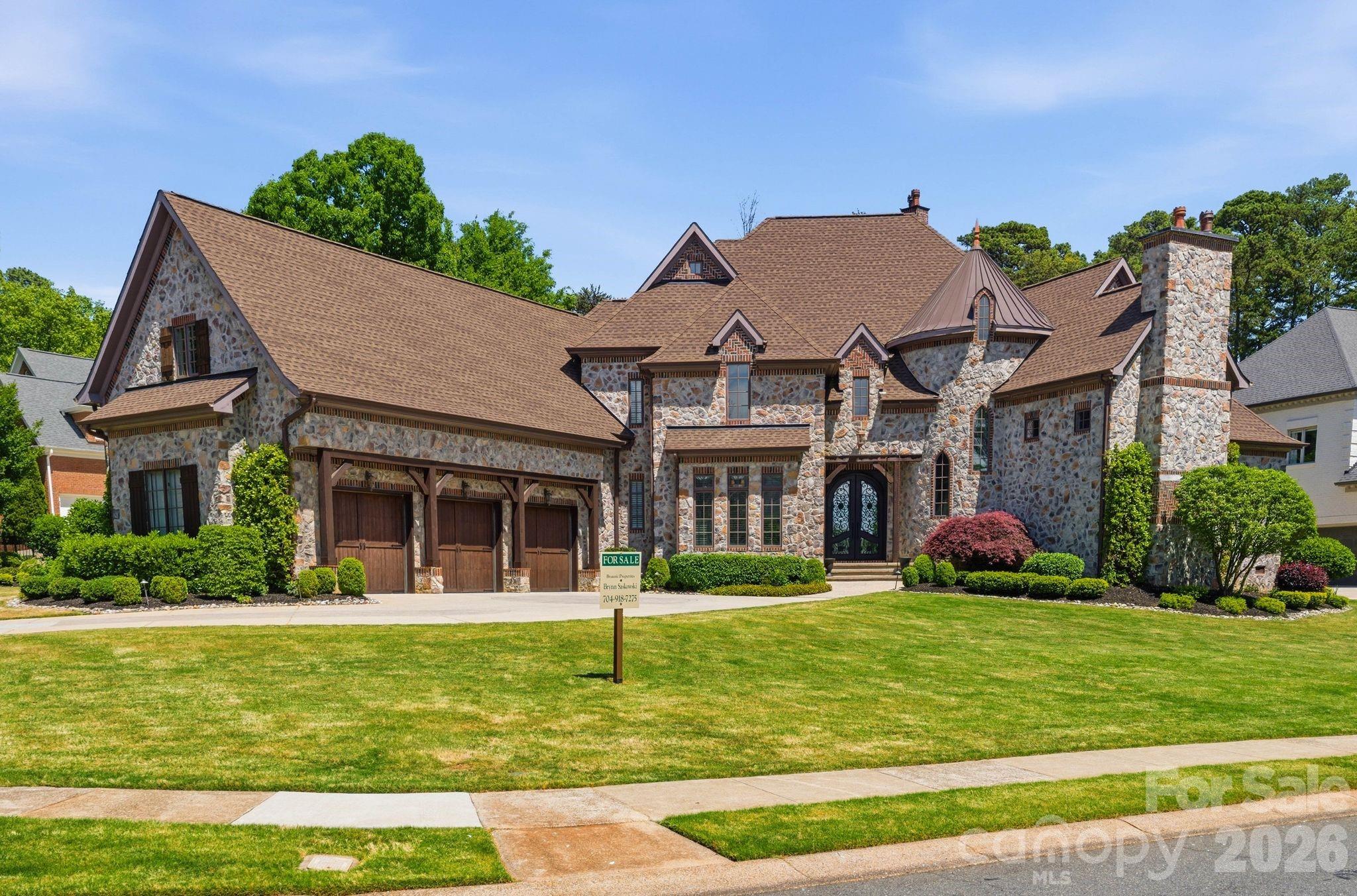 The Peninsula - Residential