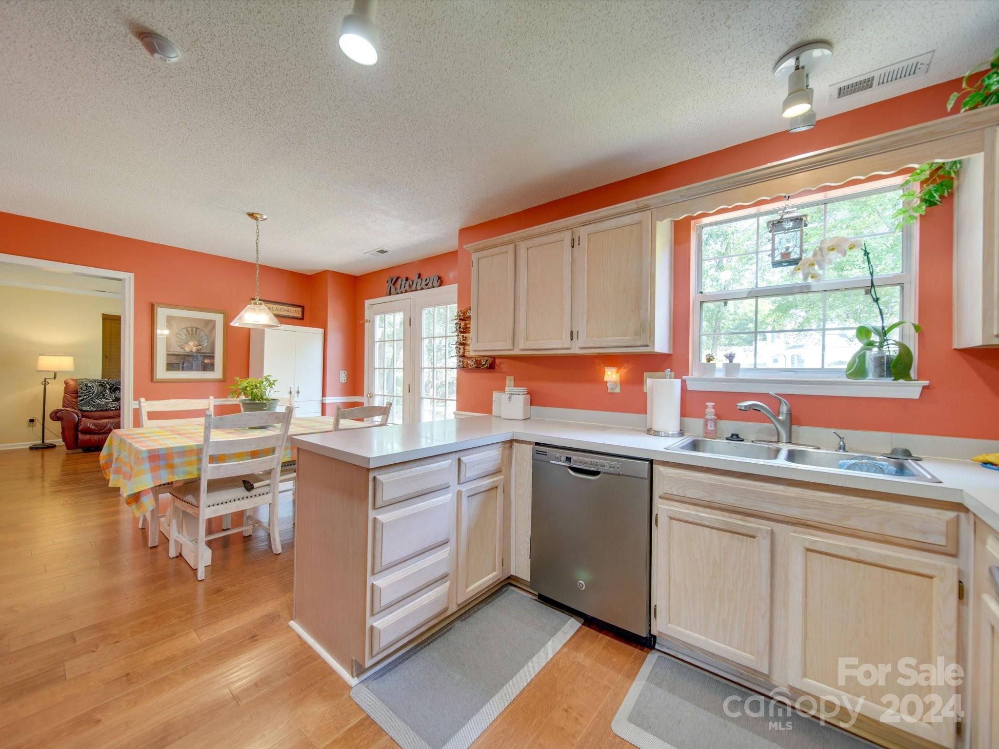 HABERSHAM - Residential