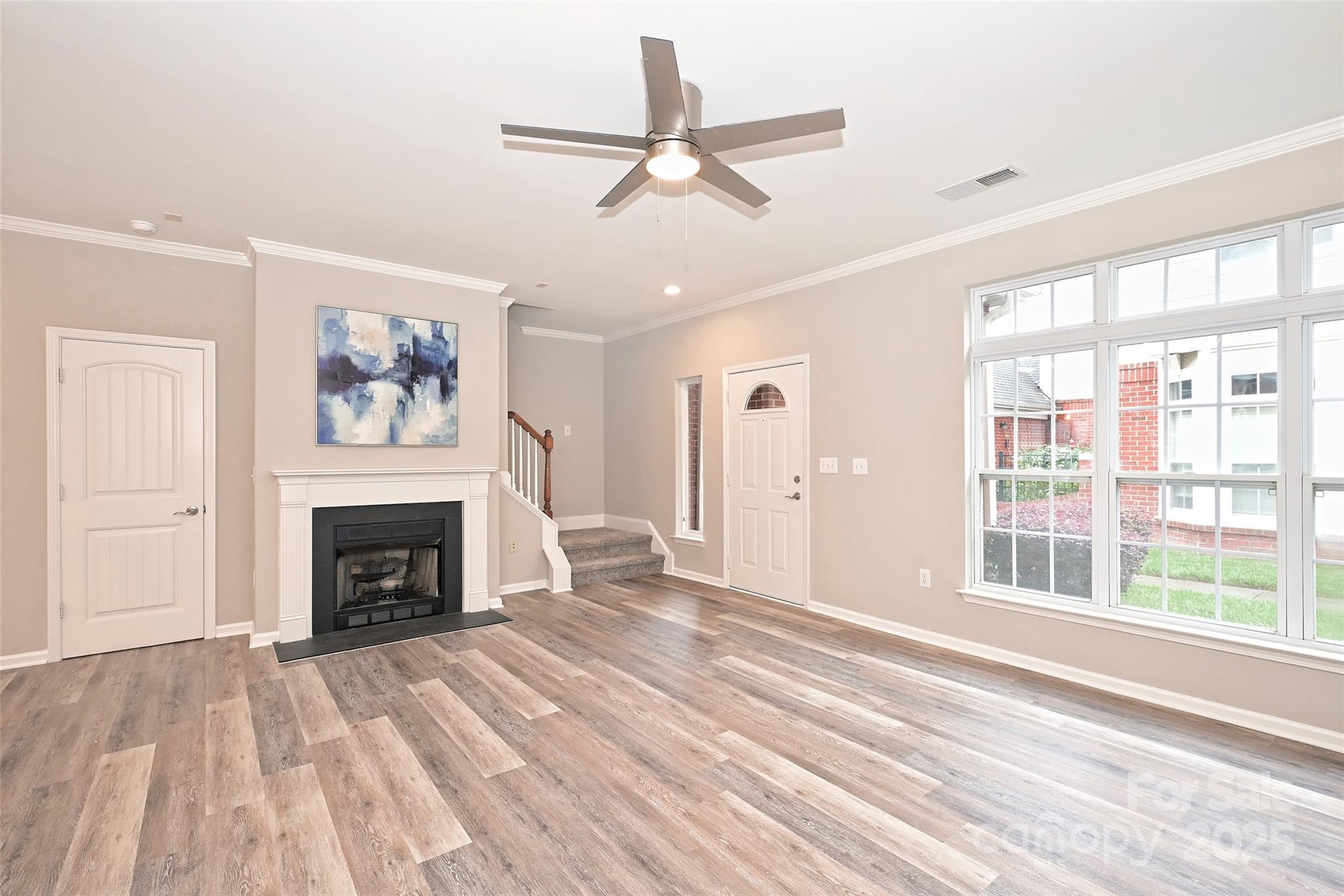 1005 Central Park Circle