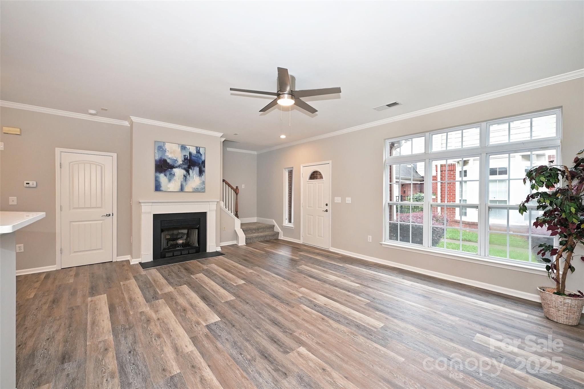 1005 Central Park Circle