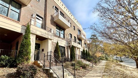 Photo of 610 West Boulevard, Charlotte, NC 28203 (MLS # 4364743)