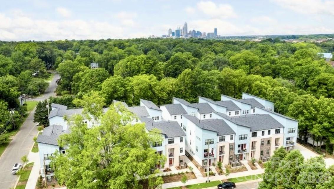 The Arts District - Residential Lease