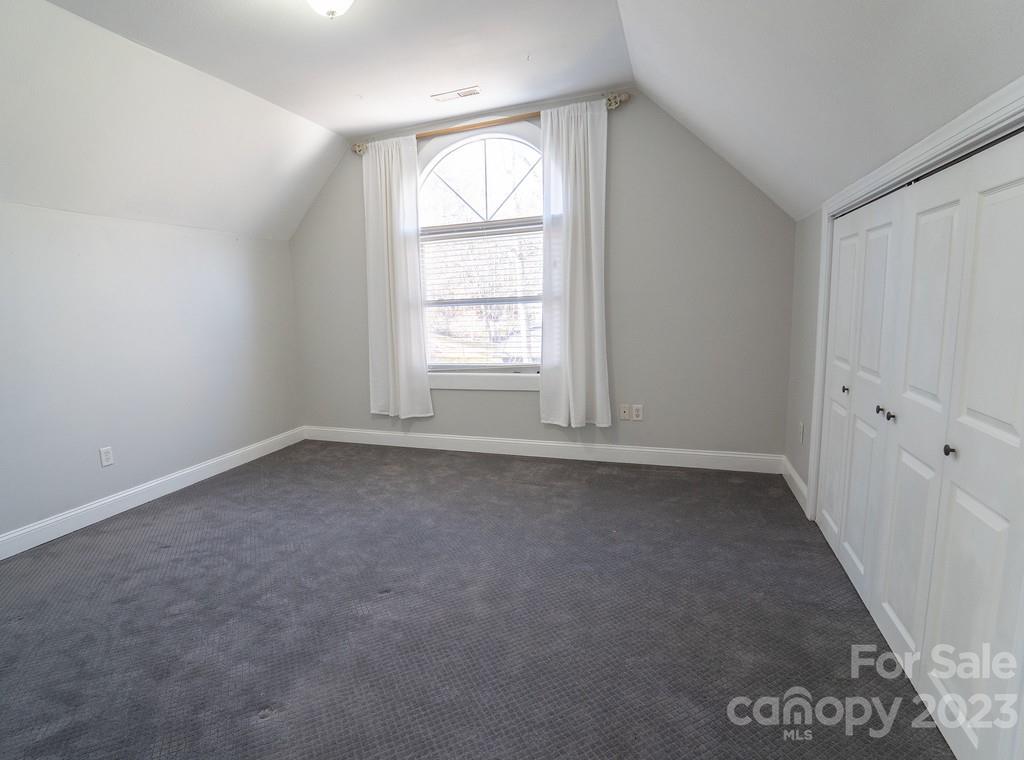 Kingswood Hills - Residential