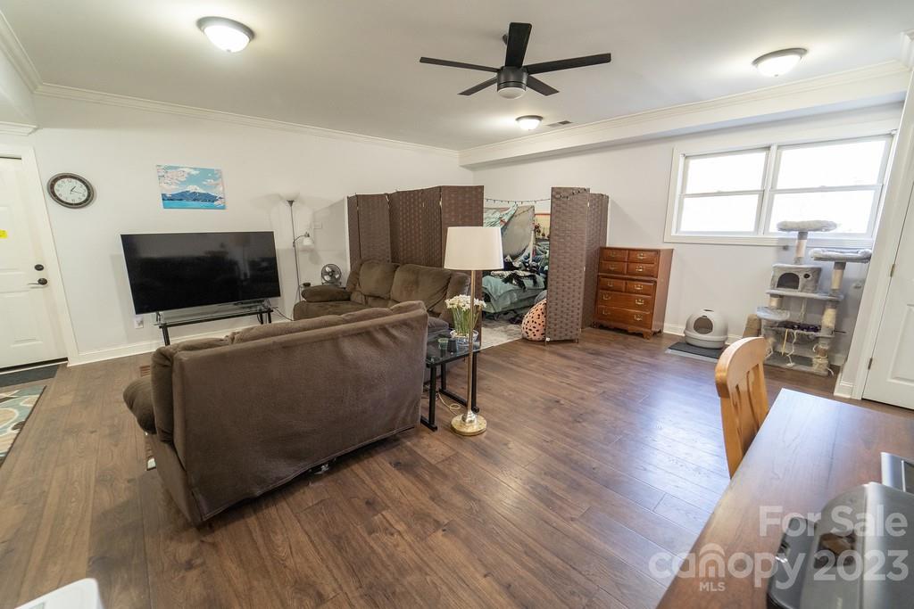 Kingswood Hills - Residential