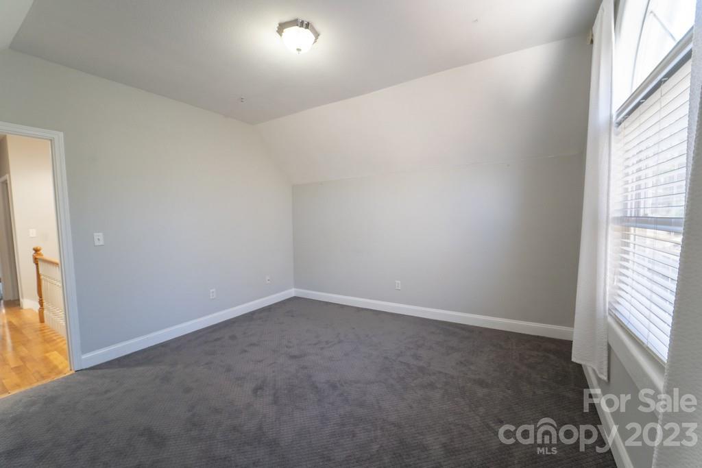 Kingswood Hills - Residential