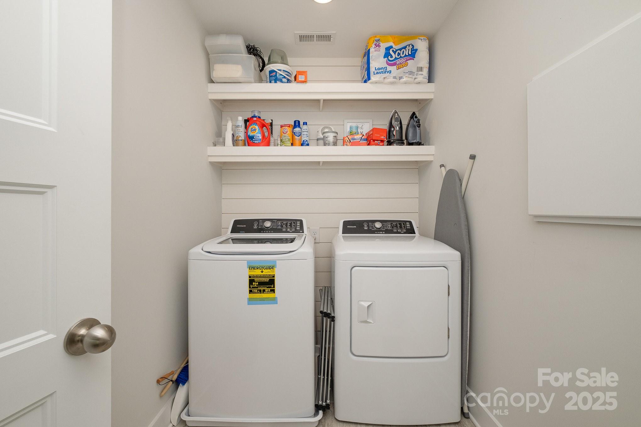 Savannah Townhomes - Residential