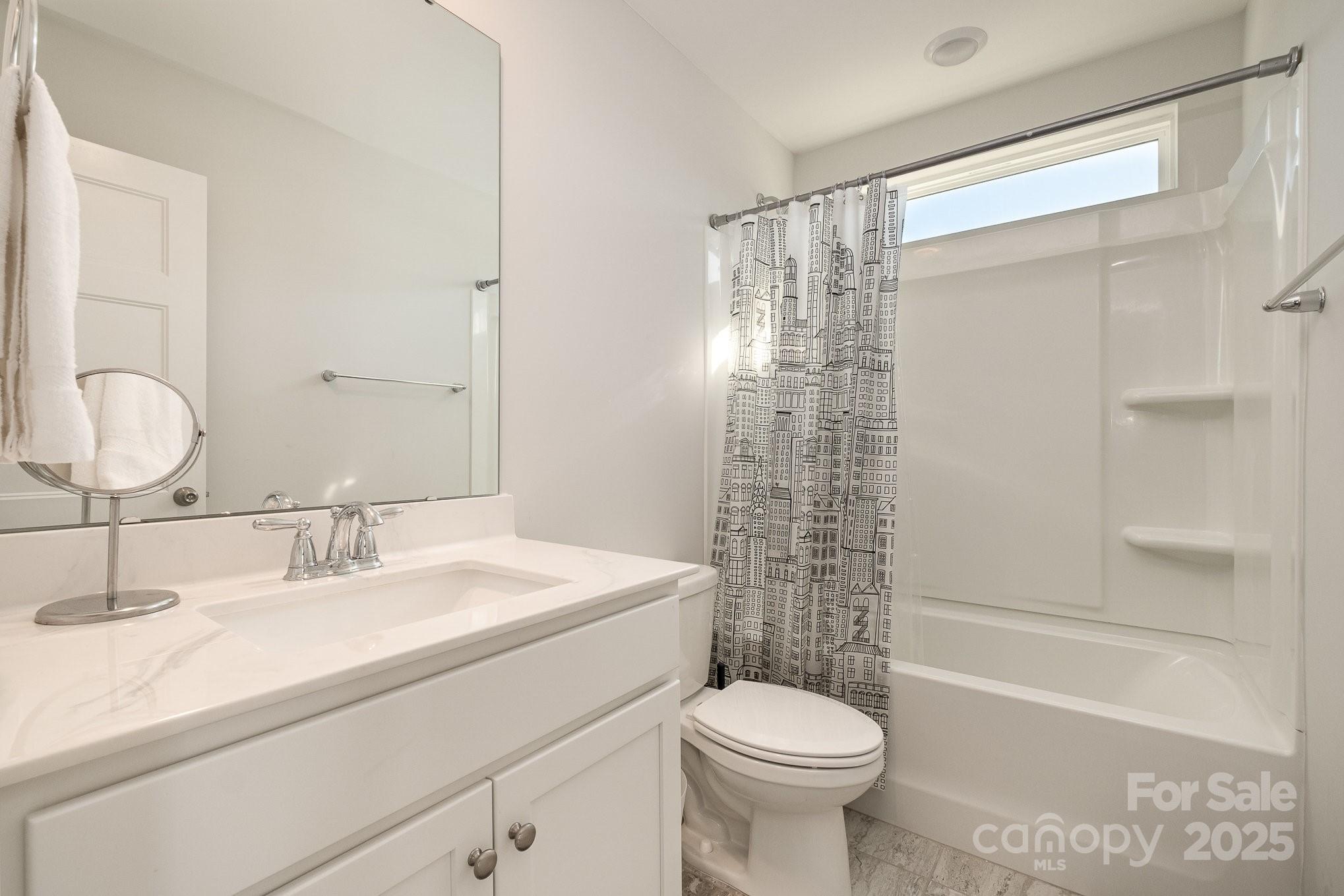 Savannah Townhomes - Residential