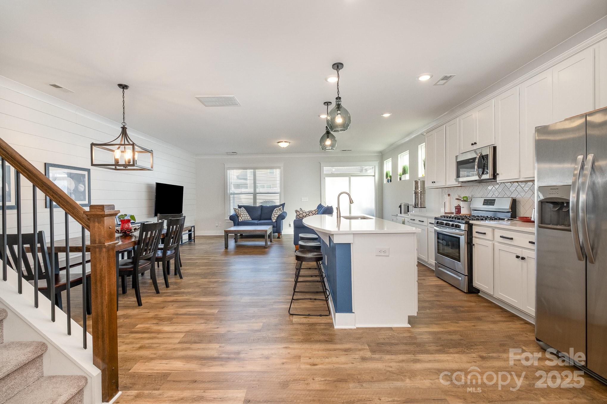 Savannah Townhomes - Residential