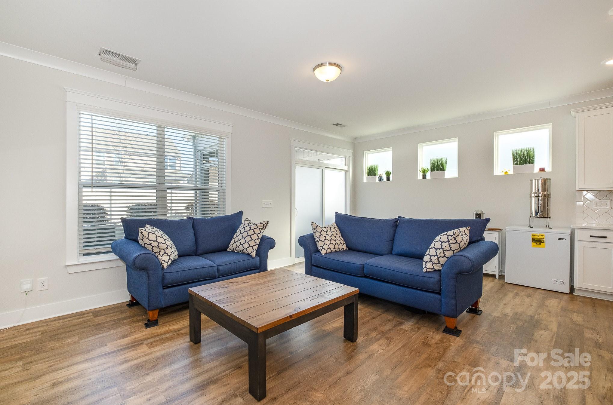 Savannah Townhomes - Residential