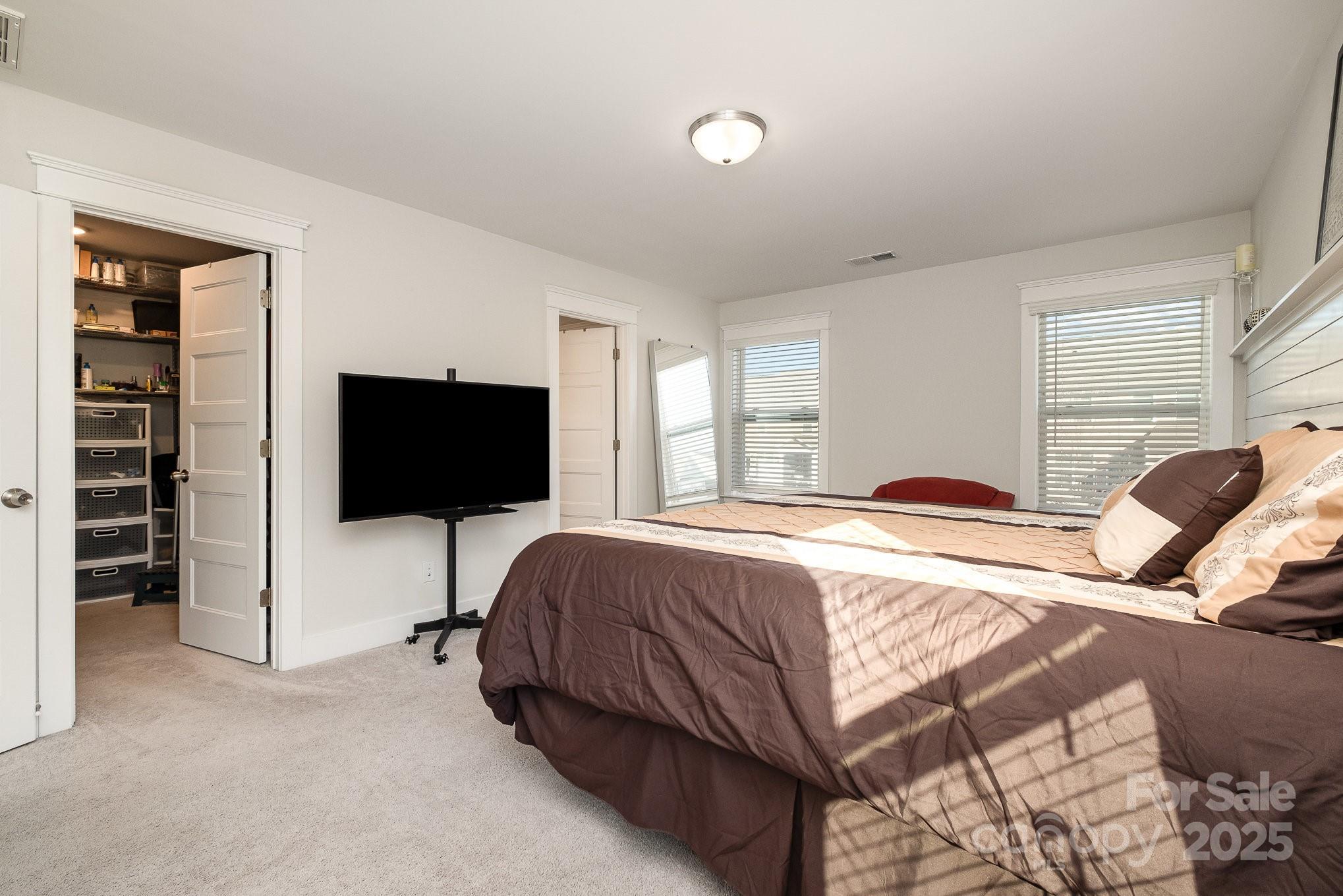 Savannah Townhomes - Residential