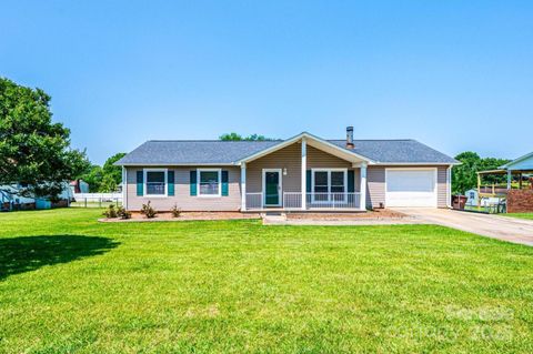 2031 36th Street NE Hickory NC 28601