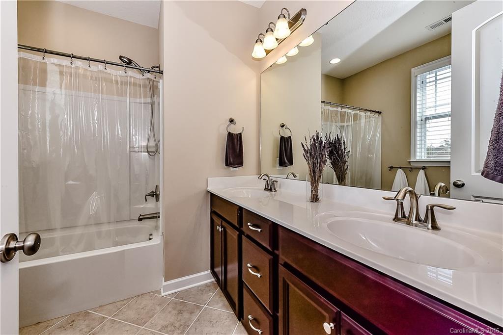 Shelly Woods - Residential