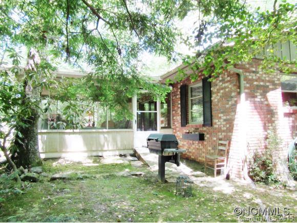 Brookland Manor - Residential