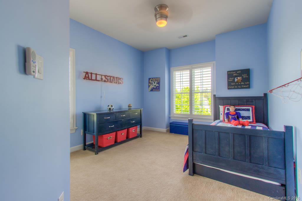 Lake Shore - Residential