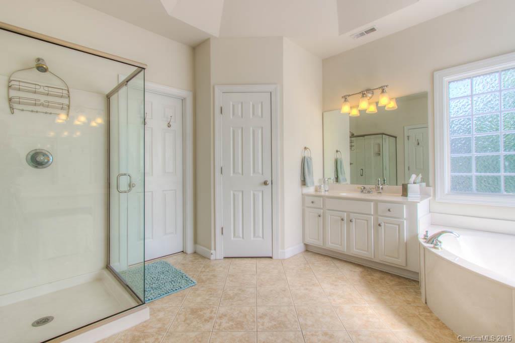 Lake Shore - Residential