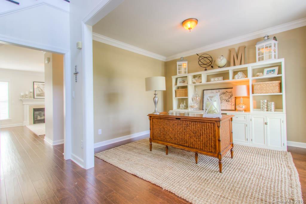 Lake Shore - Residential