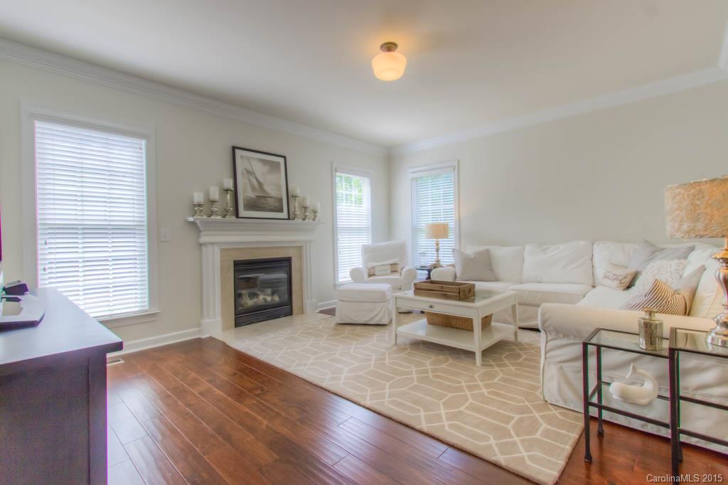 Lake Shore - Residential