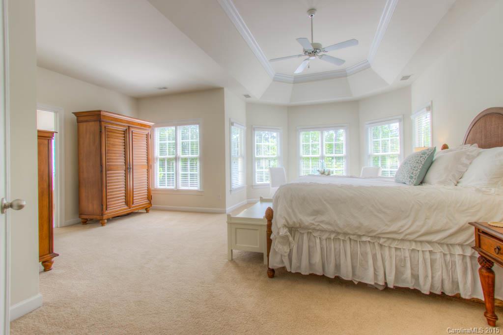 Lake Shore - Residential