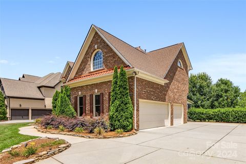 A home in Huntersville