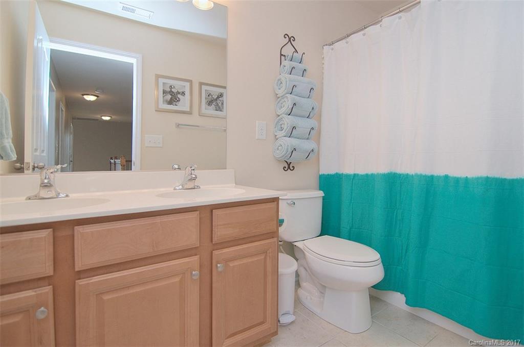 Wellington Chase - Residential