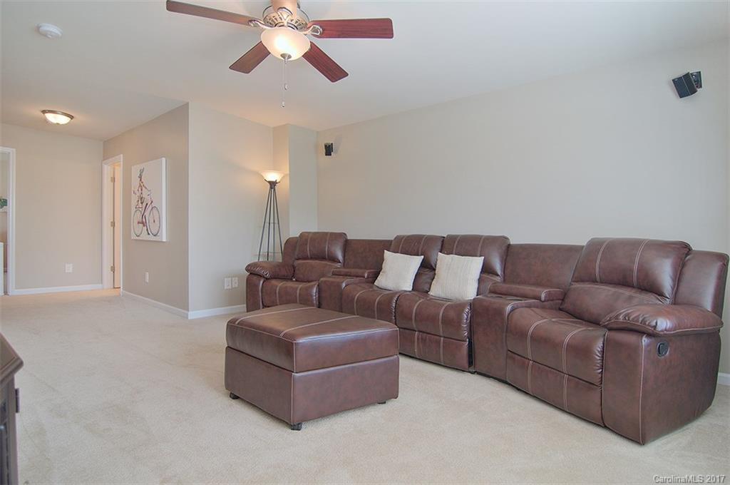 Wellington Chase - Residential