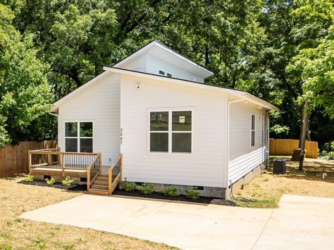 3007 West Boulevard Charlotte NC 28208