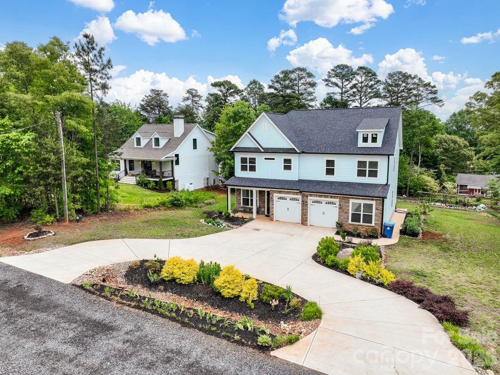 4950 Surfwood Drive
