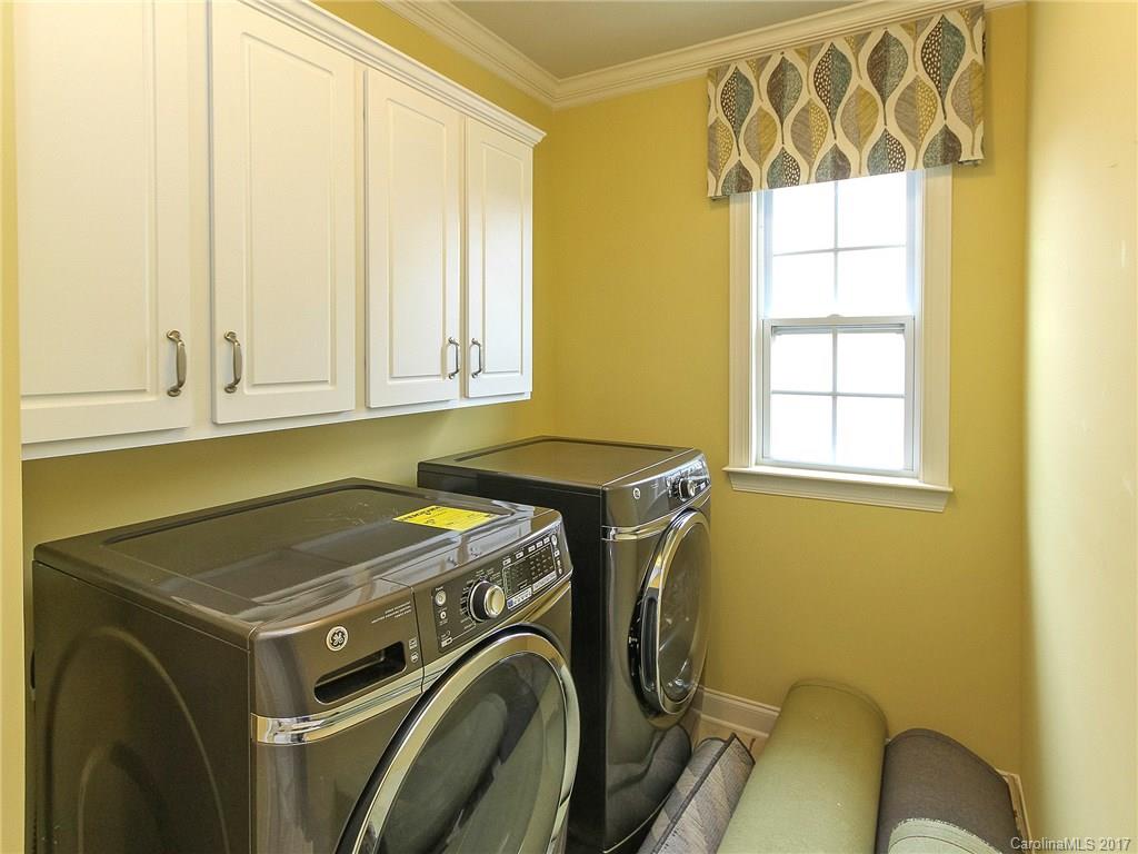 Hawks Creek - Residential