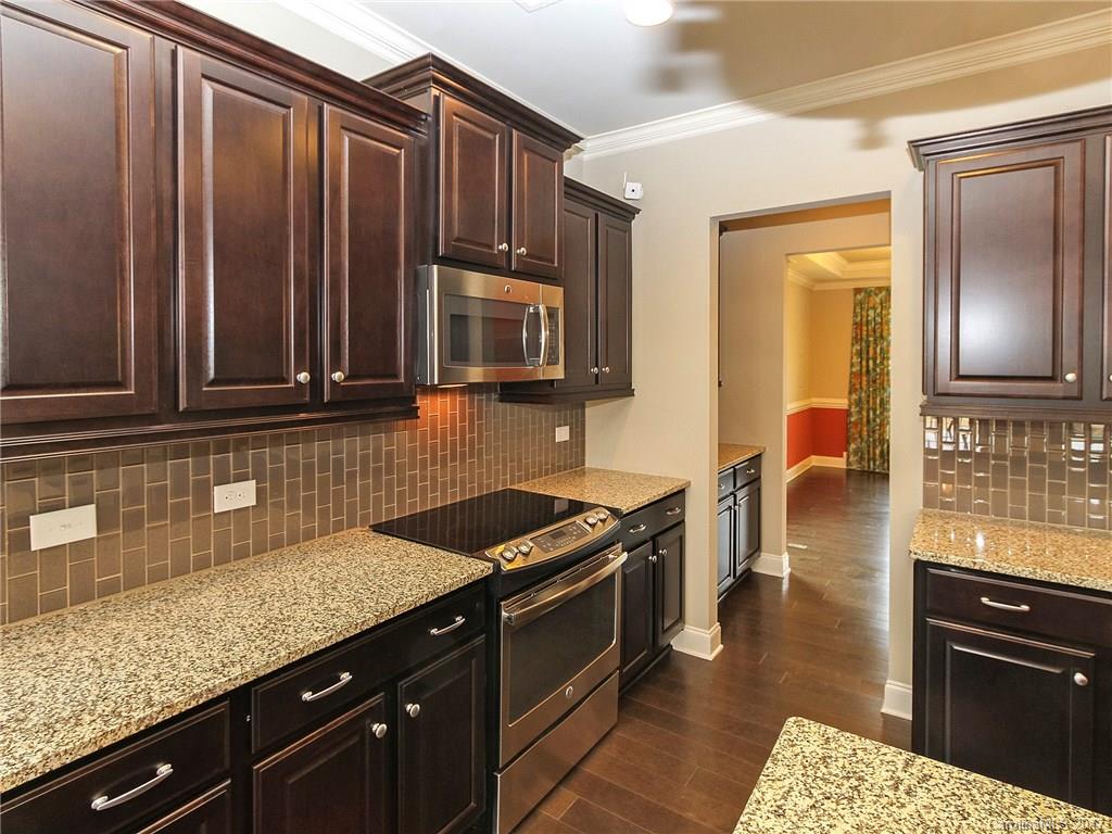 Hawks Creek - Residential