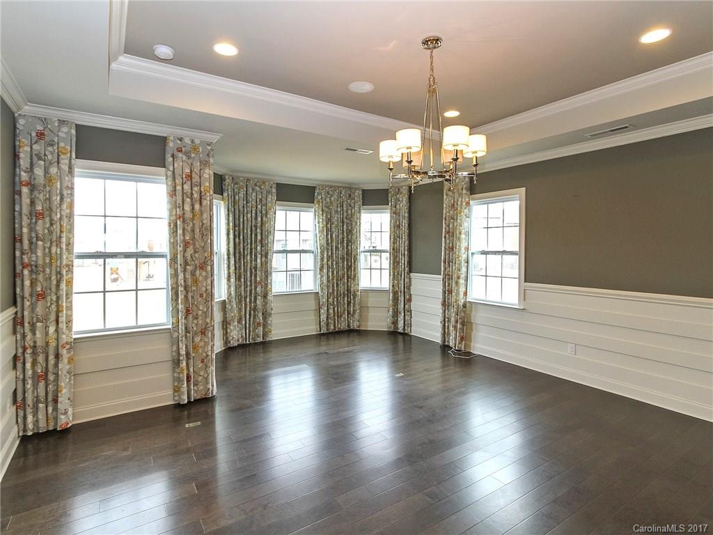 Hawks Creek - Residential