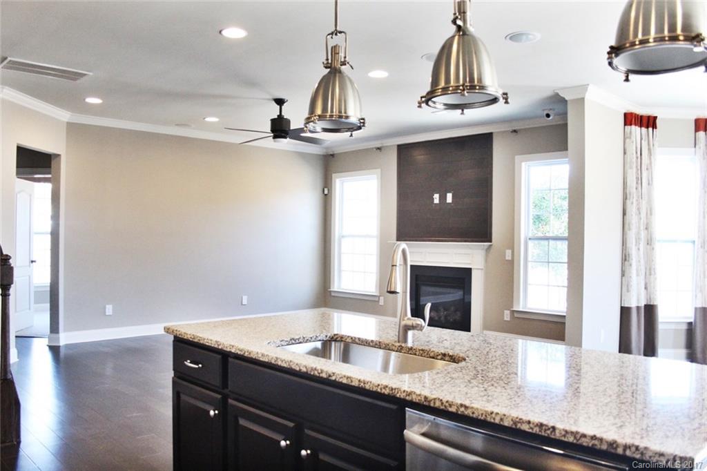 Hawks Creek - Residential