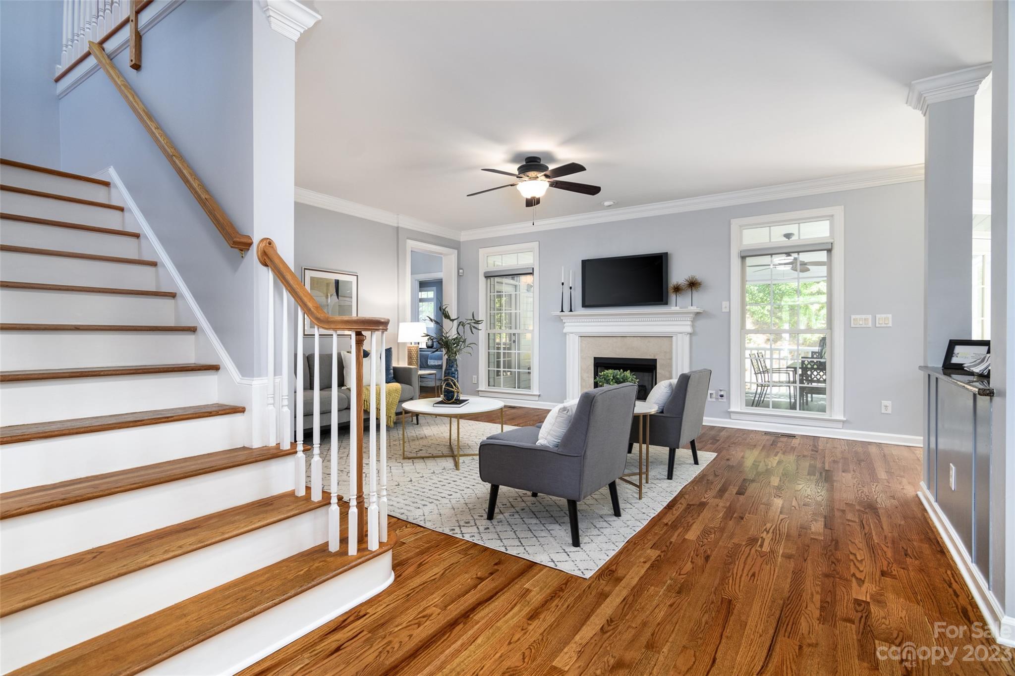 Lake Shore - Residential