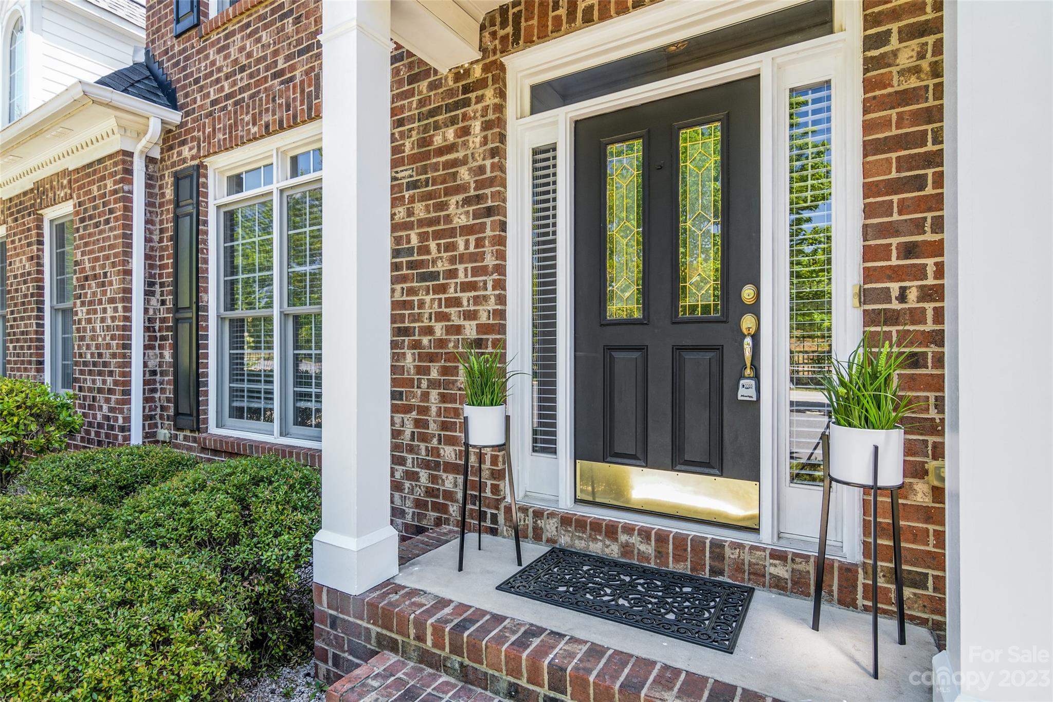 Lake Shore - Residential