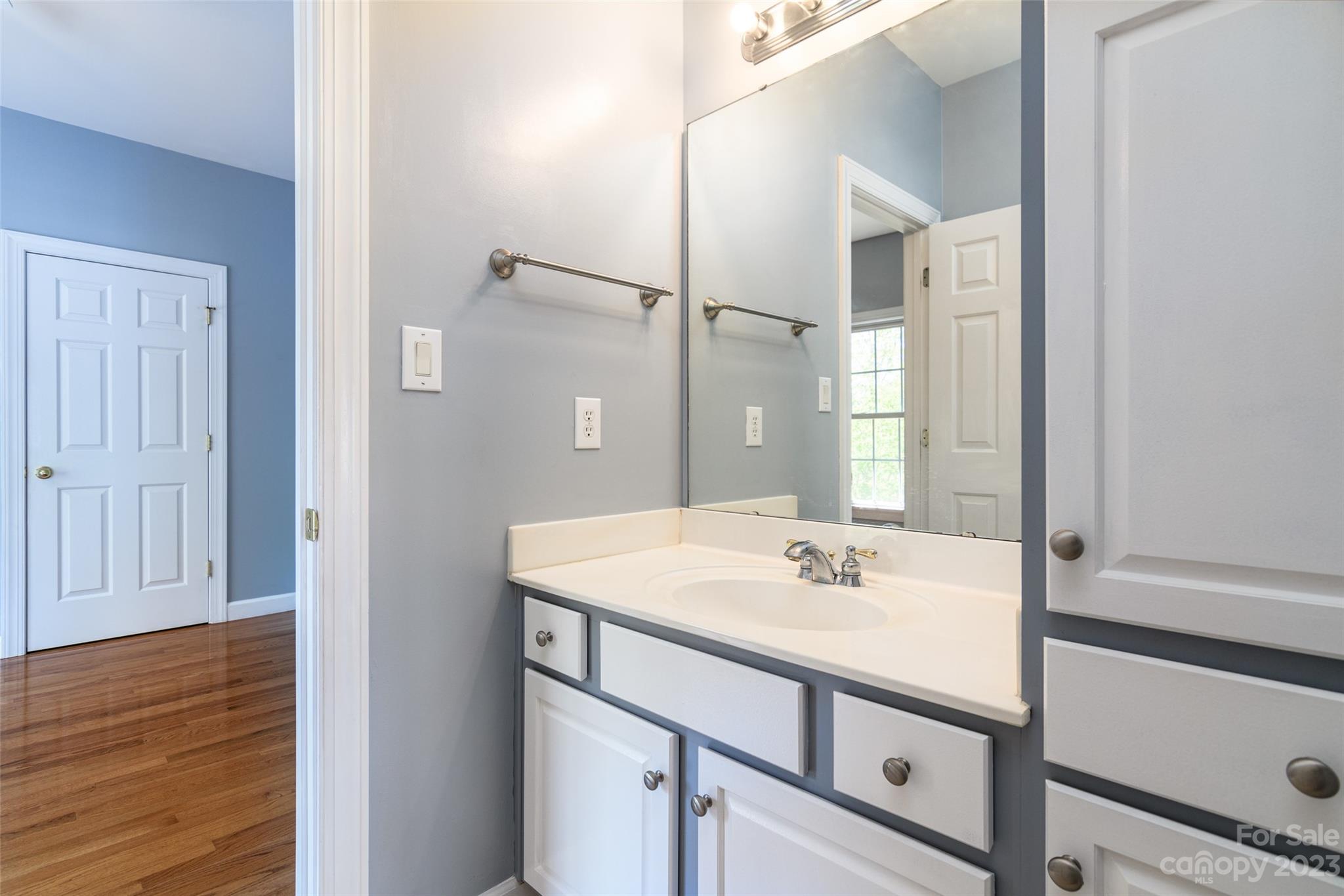 Lake Shore - Residential