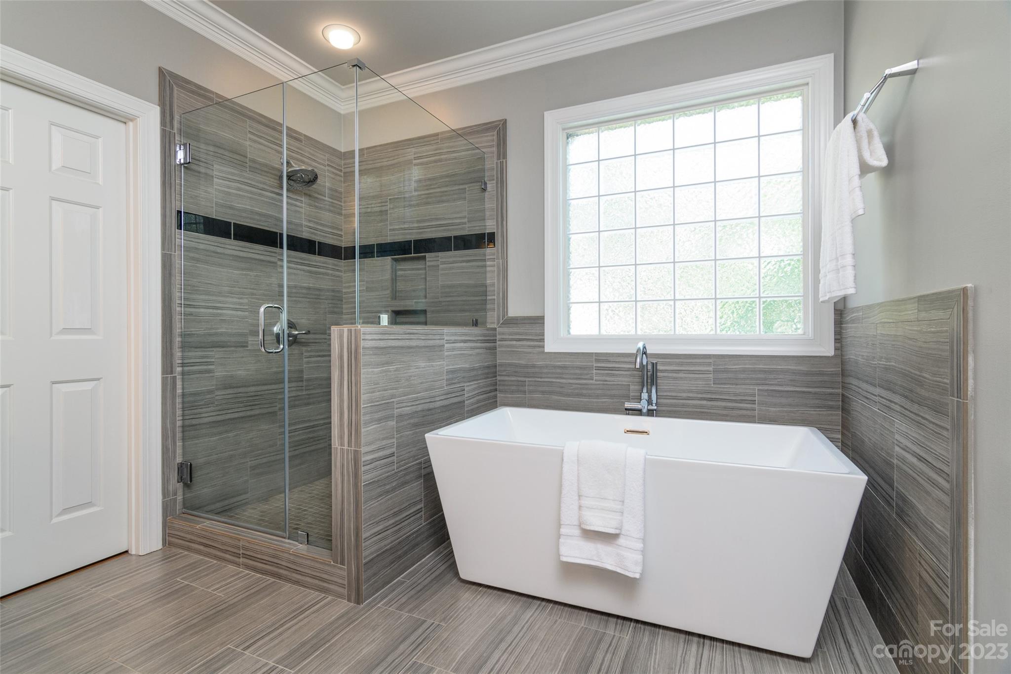 Lake Shore - Residential