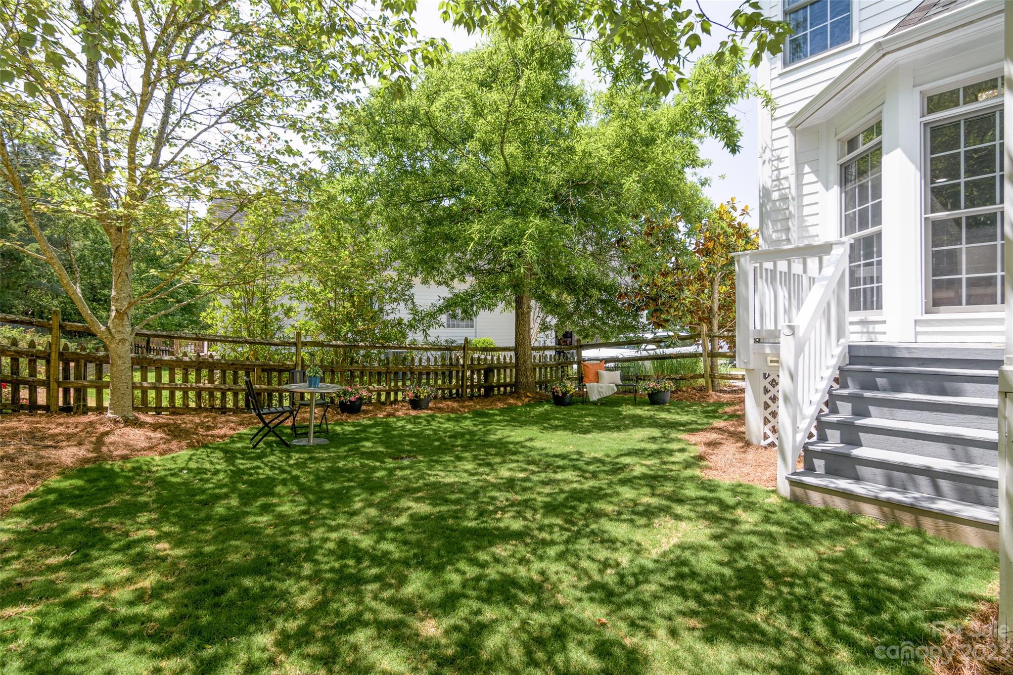 Lake Shore - Residential