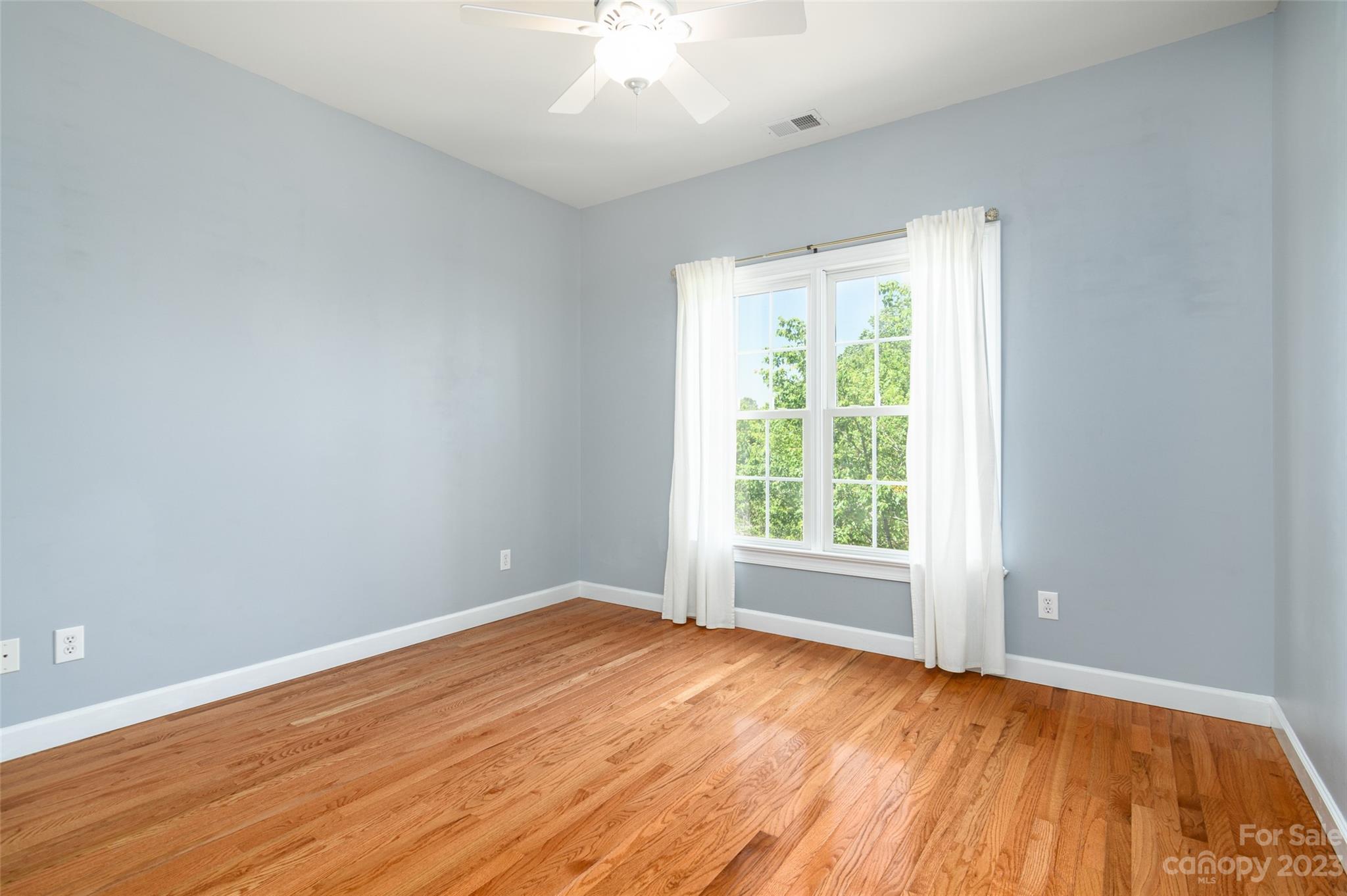 Lake Shore - Residential