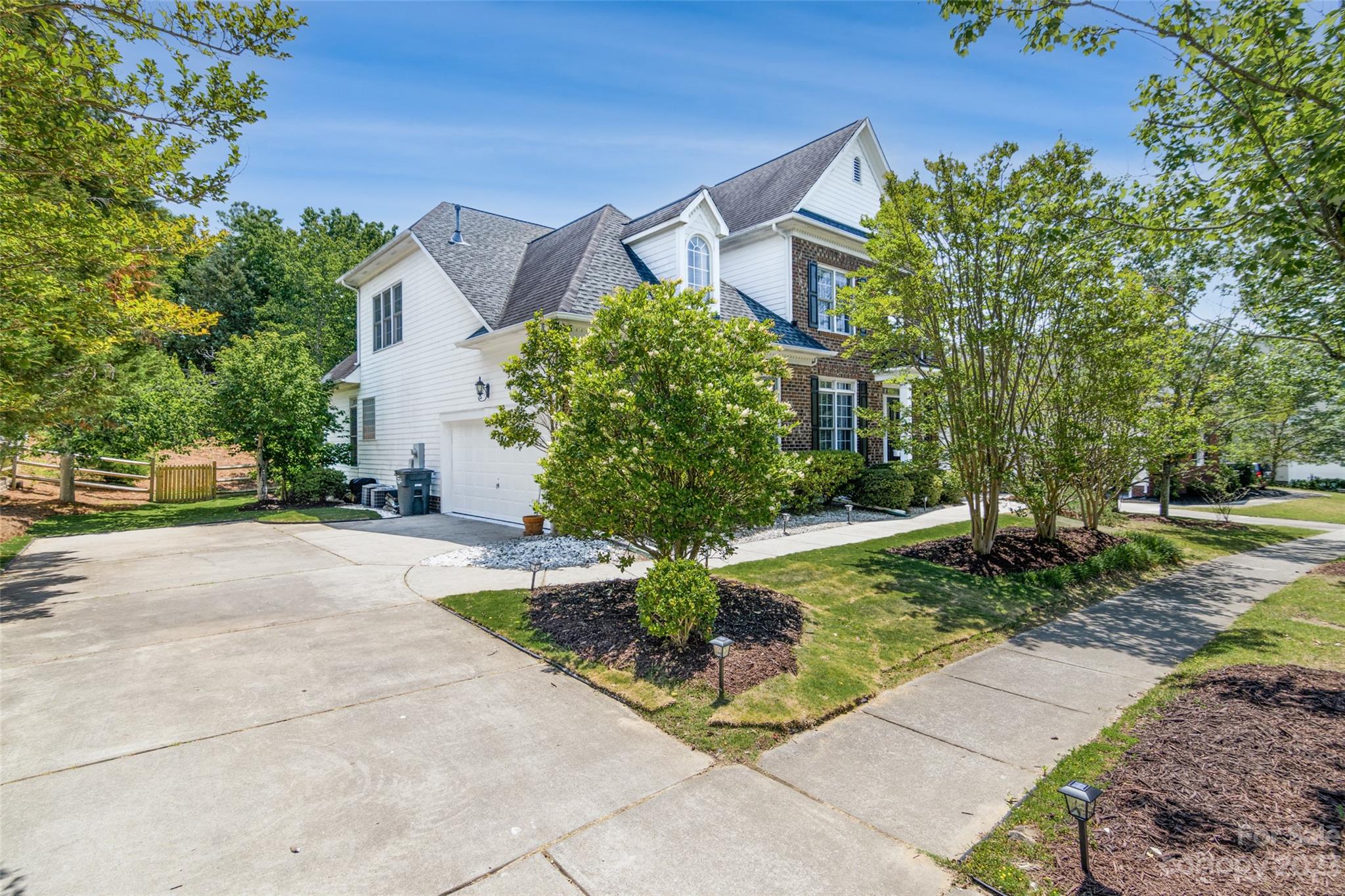 Lake Shore - Residential