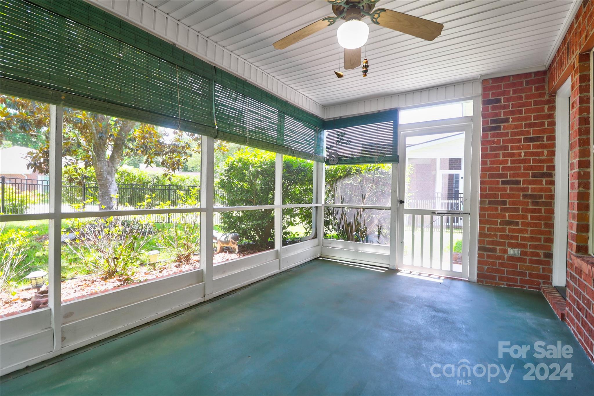 Shadow Moss - Residential