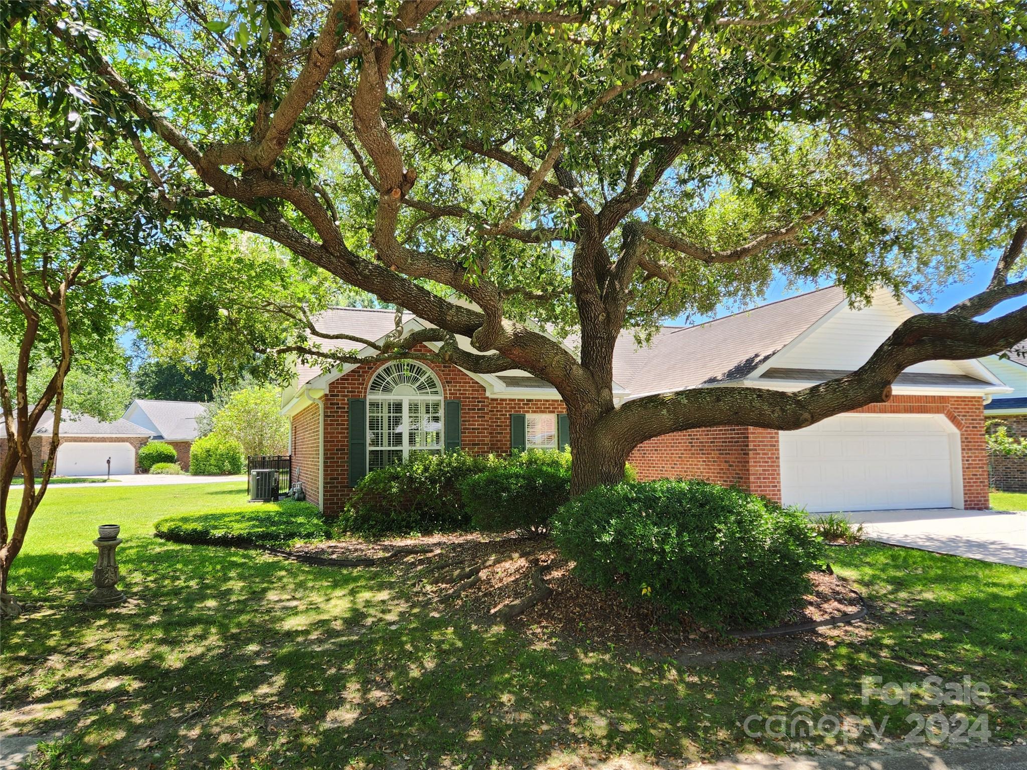 Shadow Moss - Residential