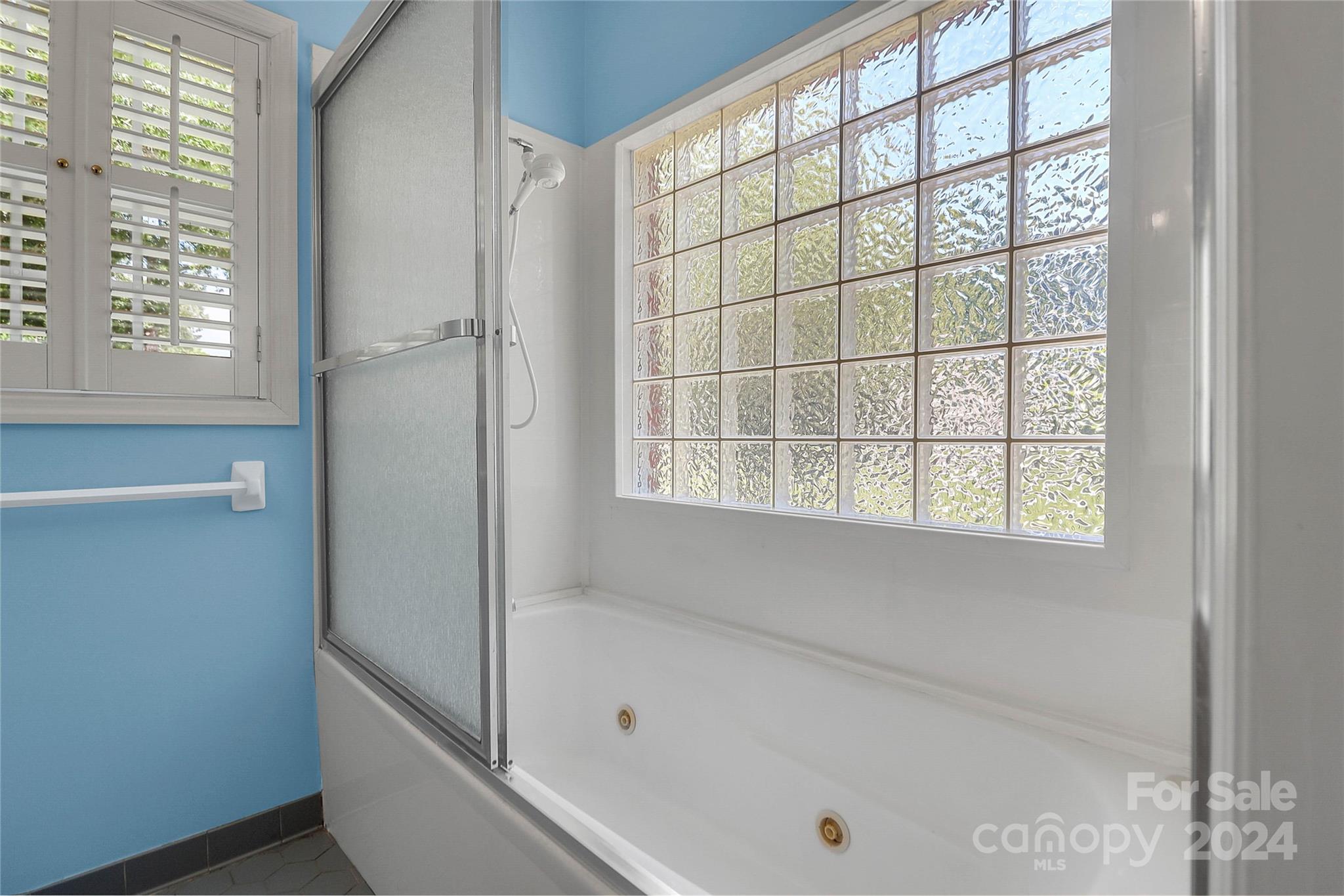 Shadow Moss - Residential