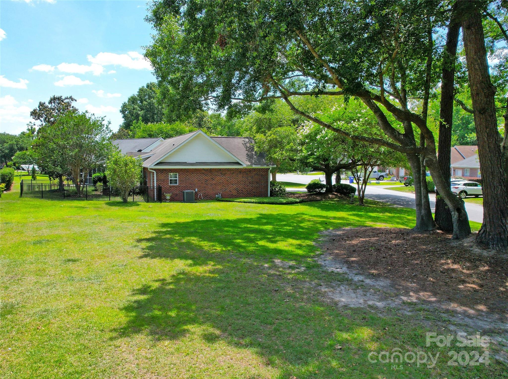 Shadow Moss - Residential