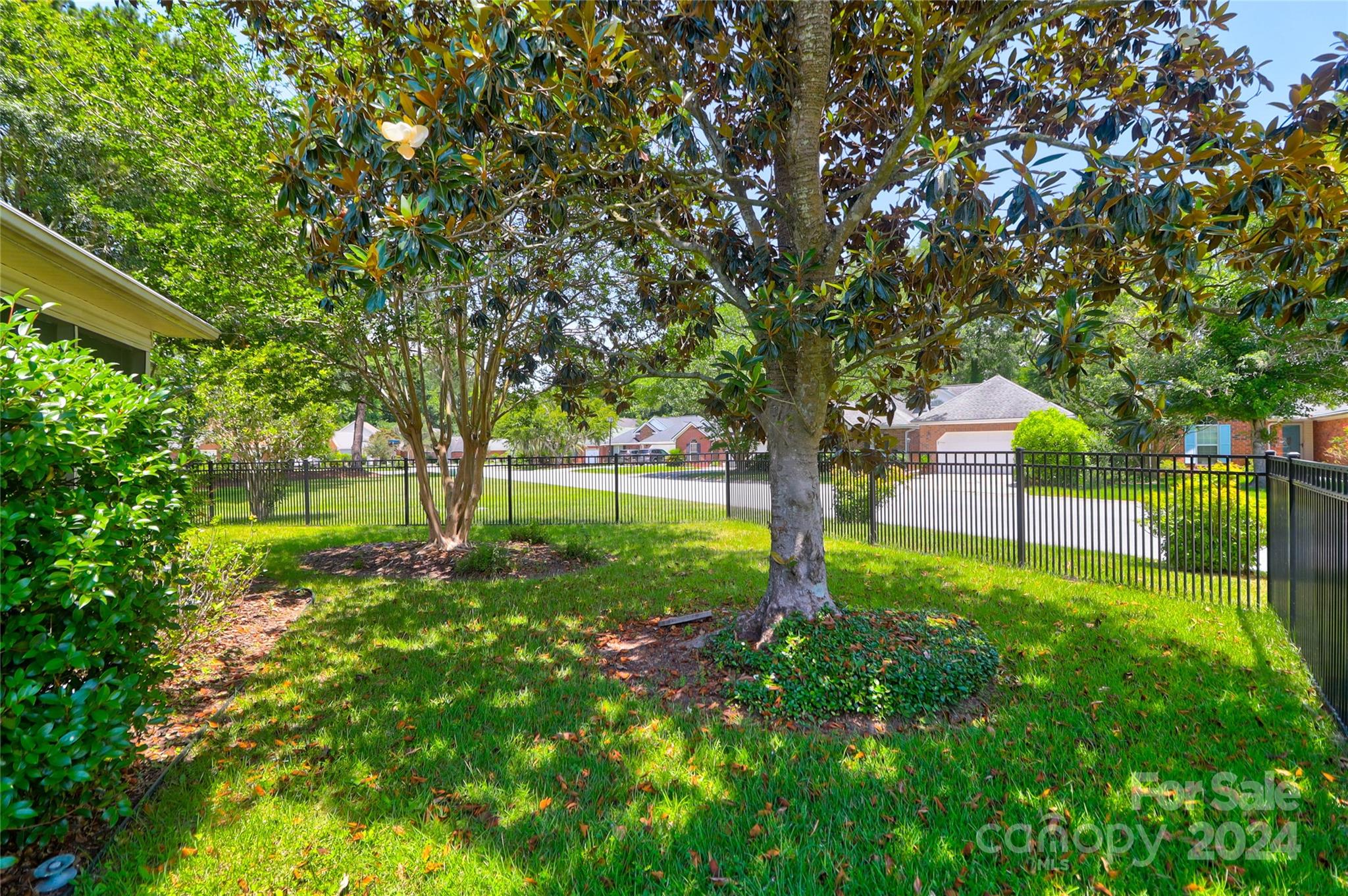 Shadow Moss - Residential