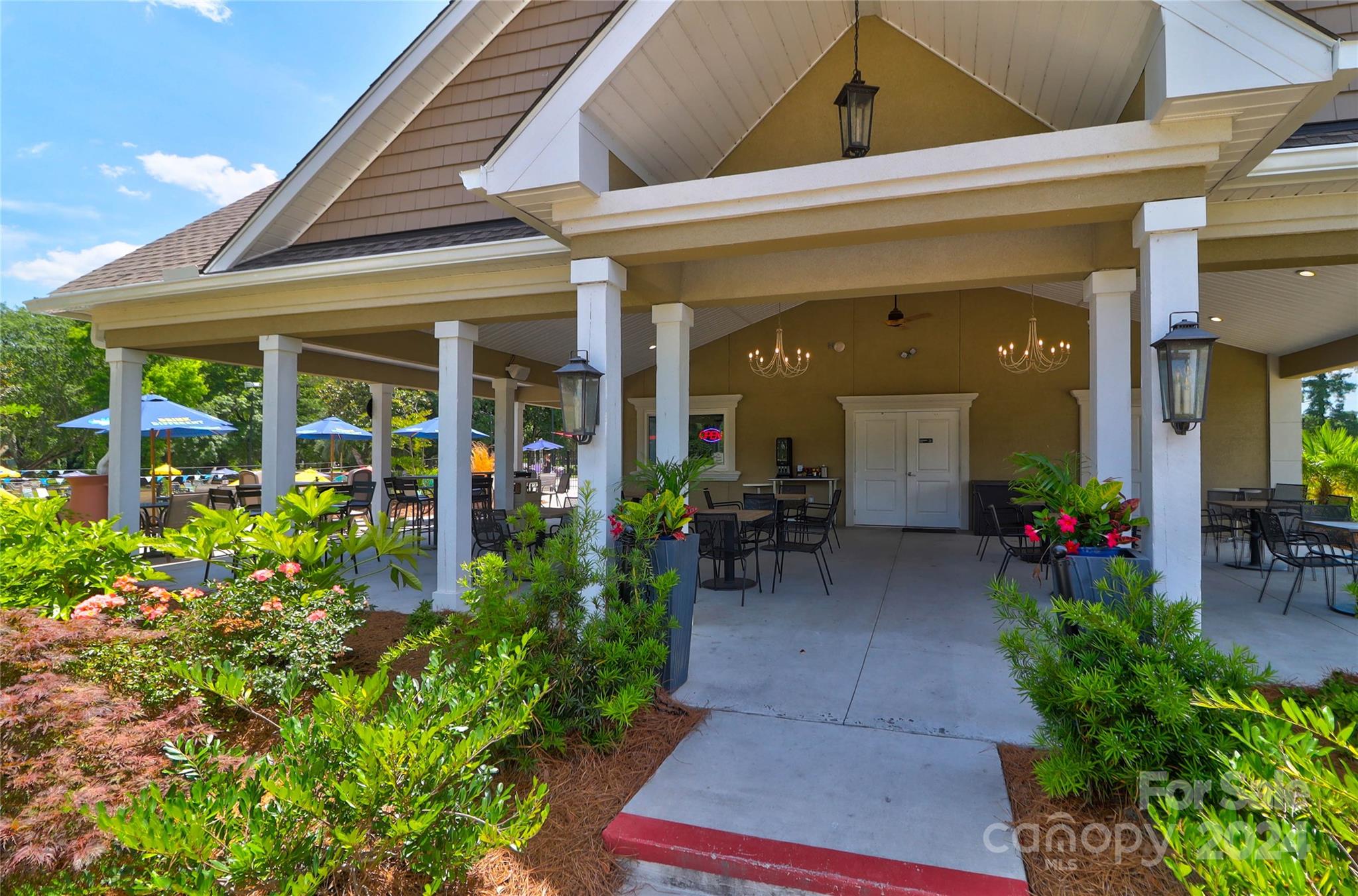 Shadow Moss - Residential